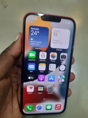 Apple iPhone 13 128 GB Red