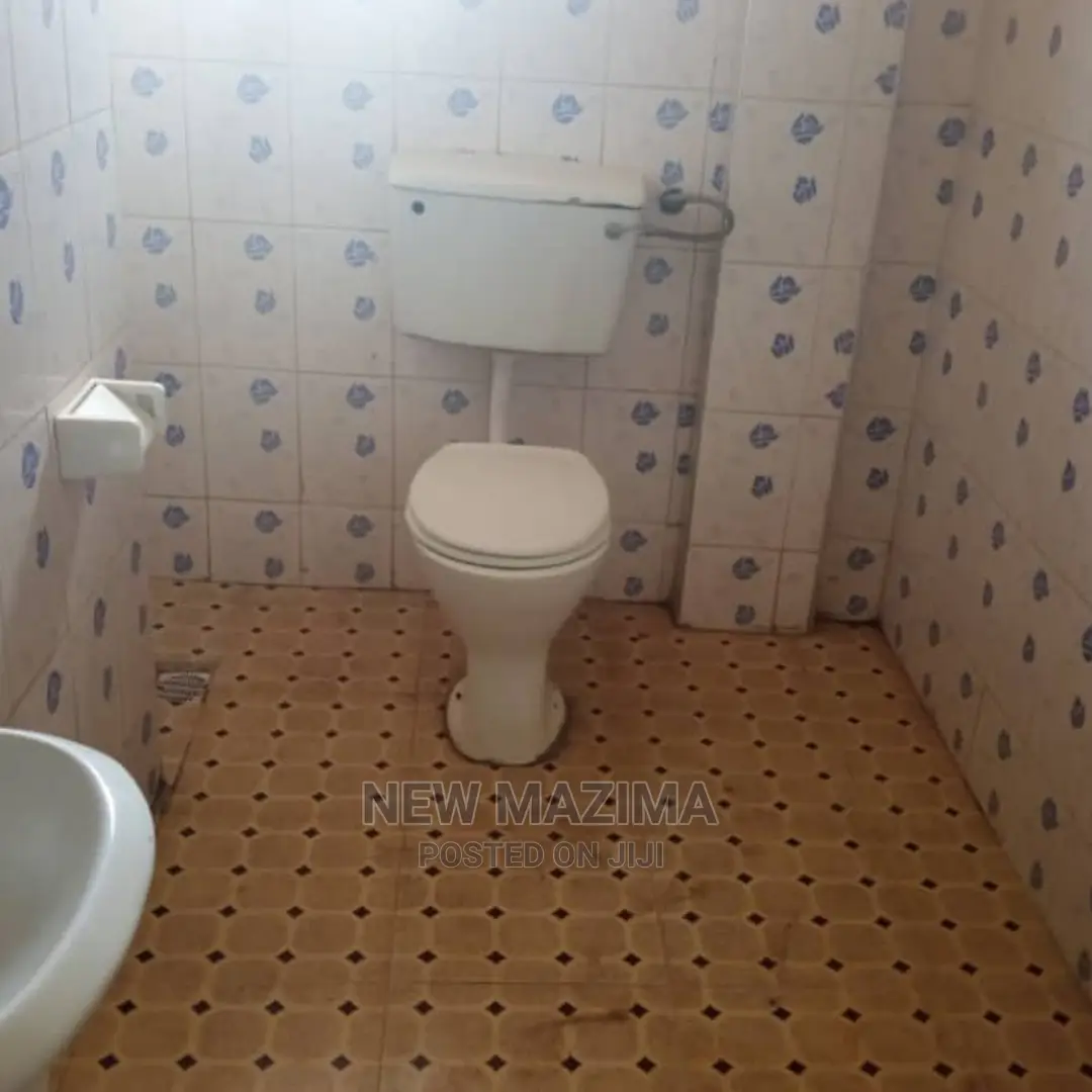 2bdrm Block of Flats in Zana Near Roofings, Division a for Rent