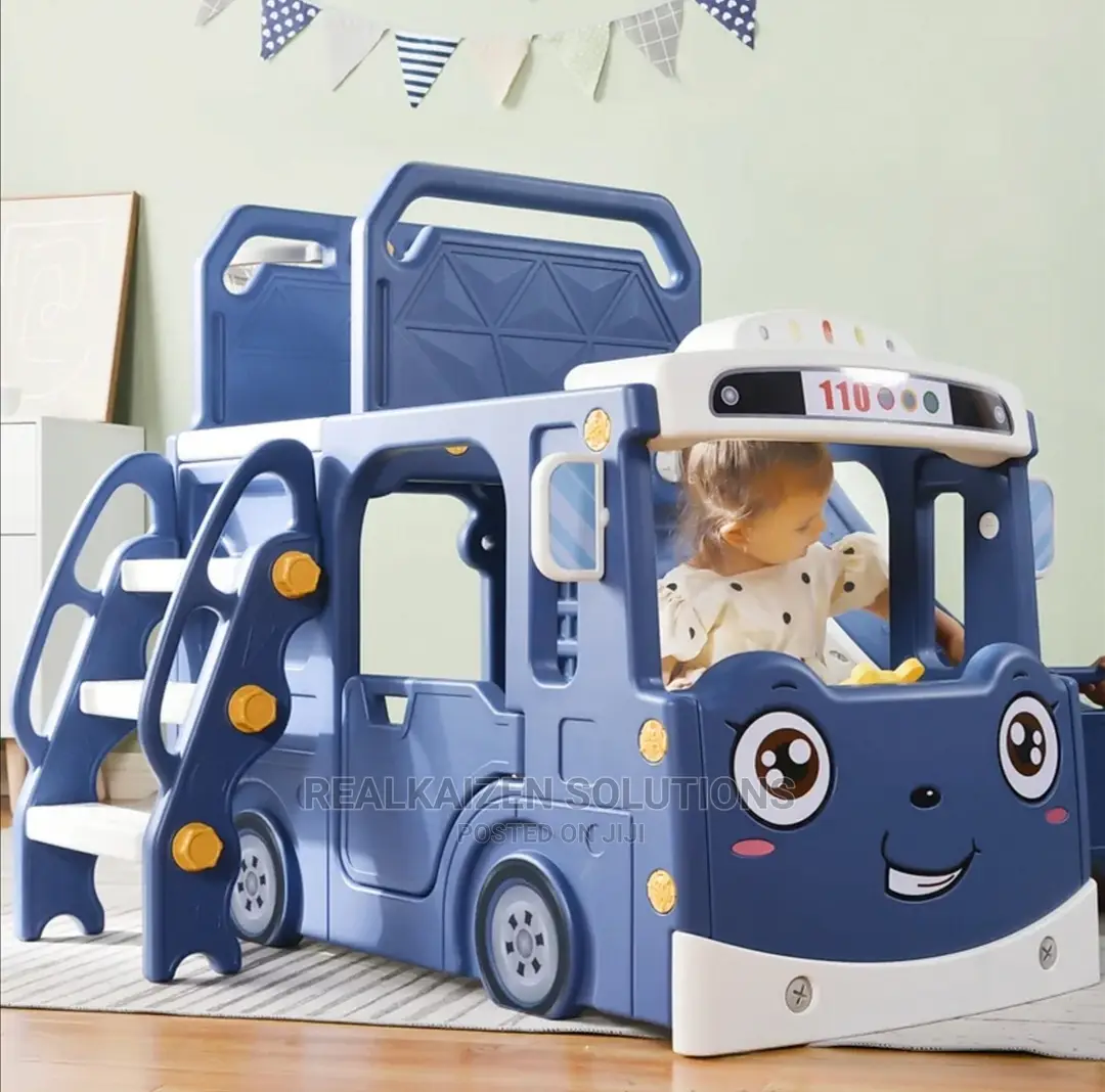 Multifunctional Kid Plastic Bus Slide Basket Ladder Play Set