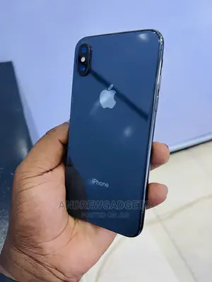 Apple iPhone X 64 GB Black