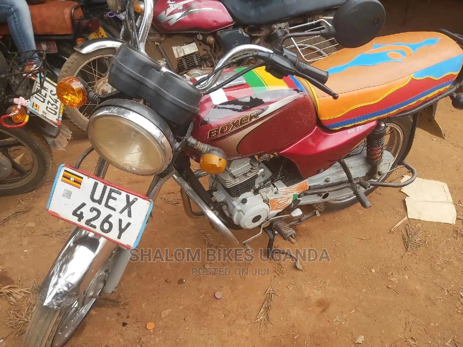 Bajaj Avenger 180 2021 Red