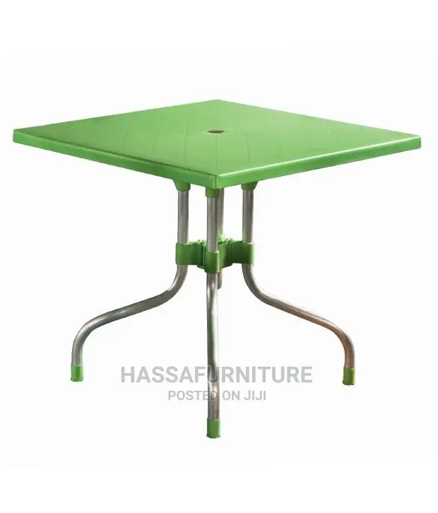 Bar and Restaurant Tables
