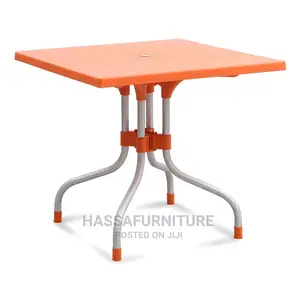 Bar and Restaurant Tables