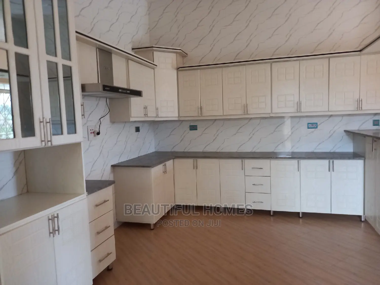 Furnished 4bdrm House in Nakwero, Kira for Sale