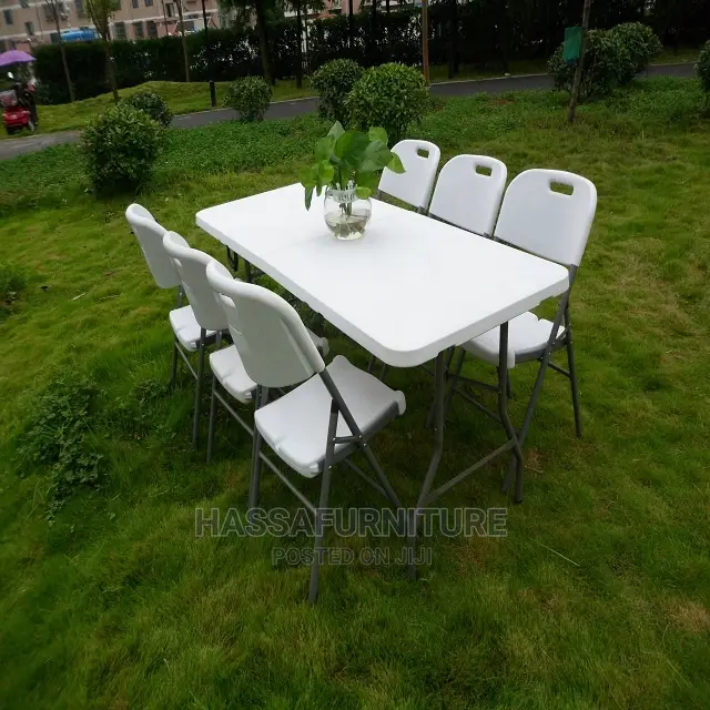 Outdoor Foldable Plastic Table
