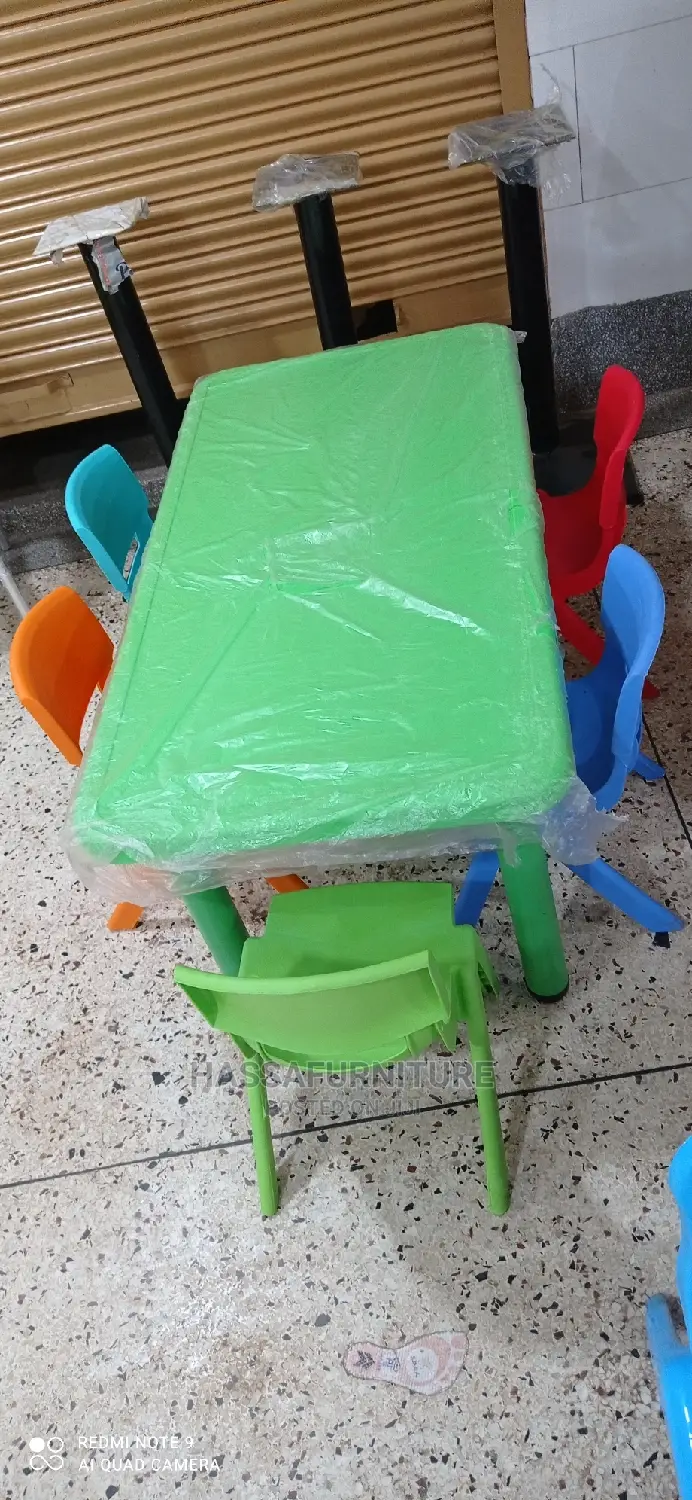 Kids Reading Table for Kindergarten