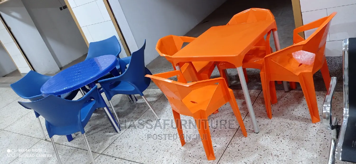 Plastic Restaurant Set 4seaters
