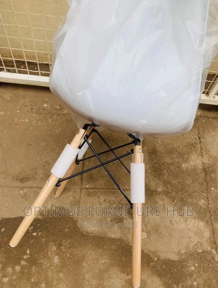 Classic Plastic Chair (Wooden Legs)