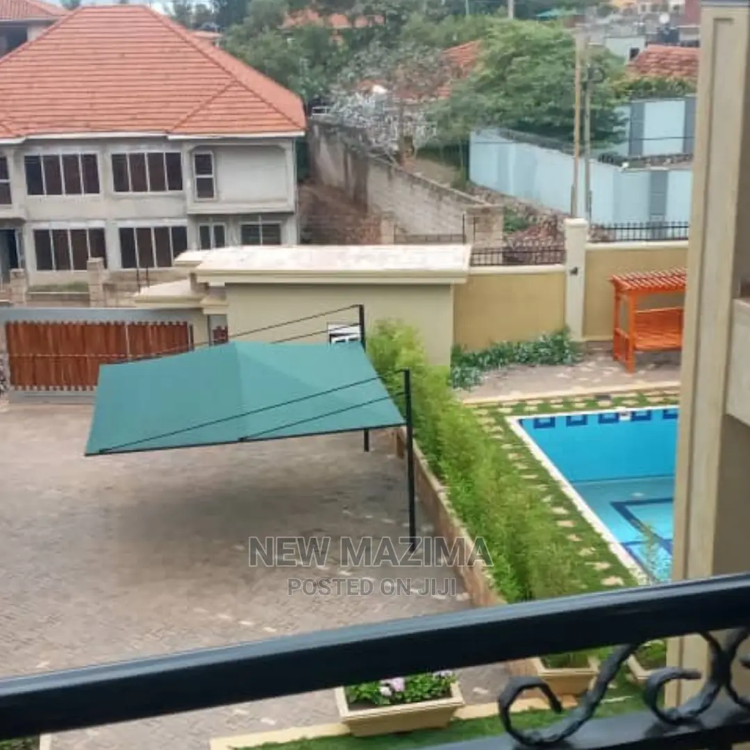 6bdrm Maisonette in Muyenga Heights, Central Division for Sale