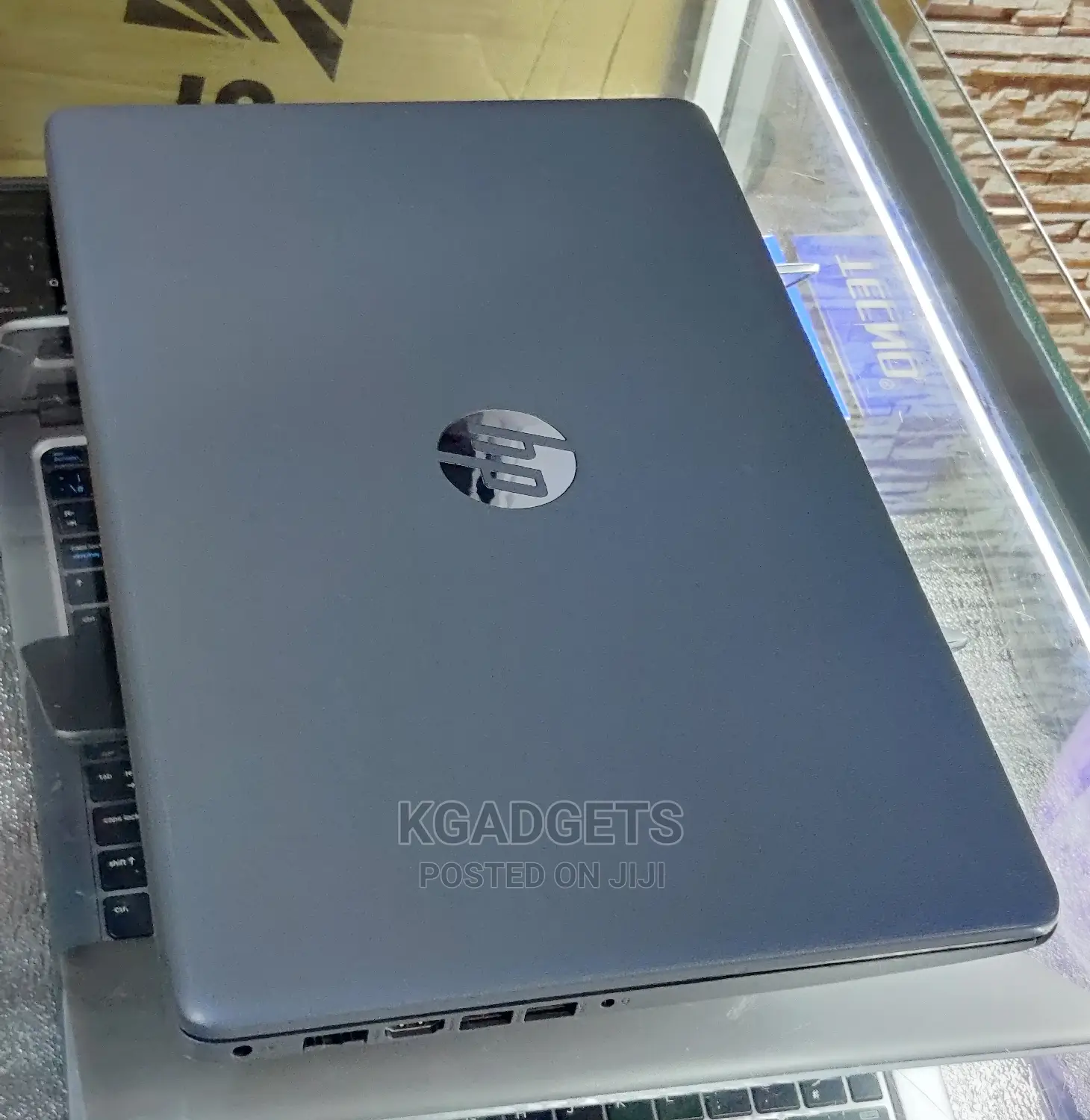 Laptop HP 15-Da3007nia 8GB Intel Core I5 HDD 500GB