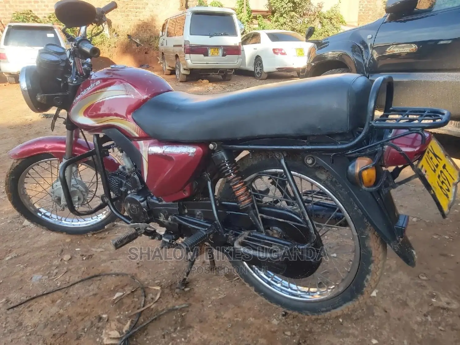 Mahindra Centuro 2021 Silver