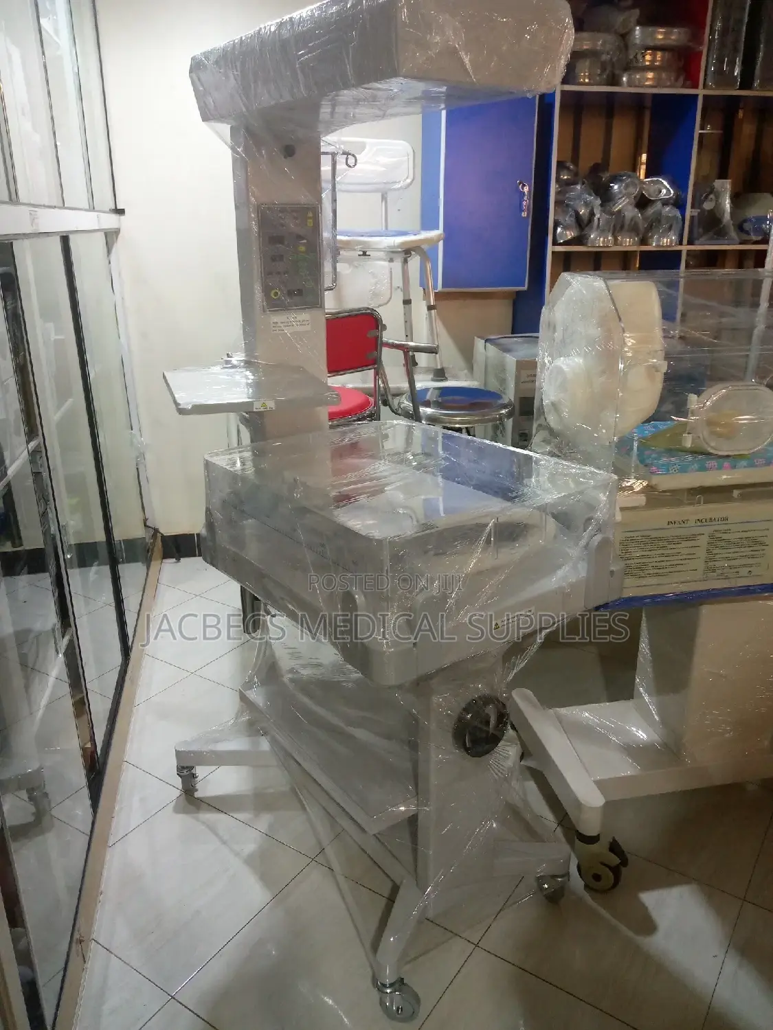 Baby Warmer With Phototherapy