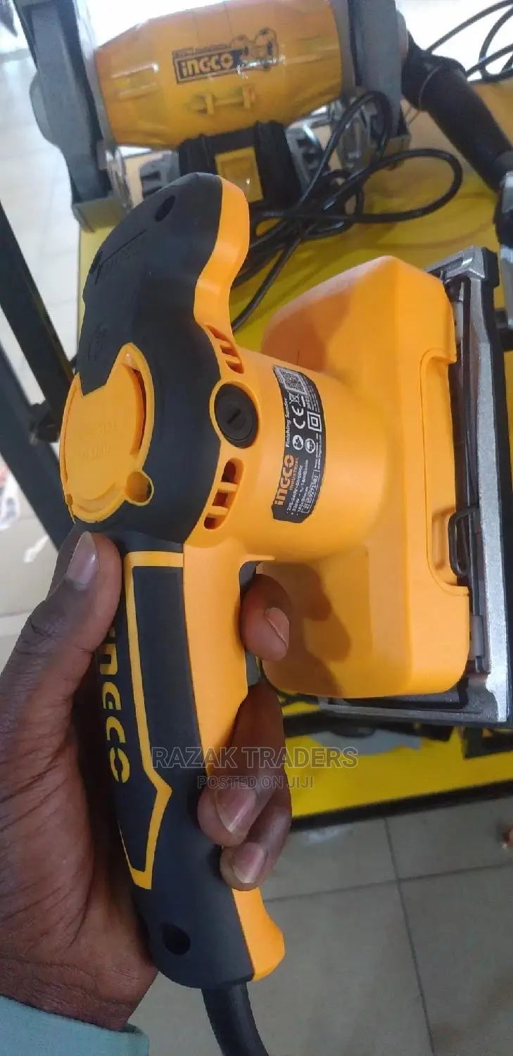 Finishing Sander Ingco 320w