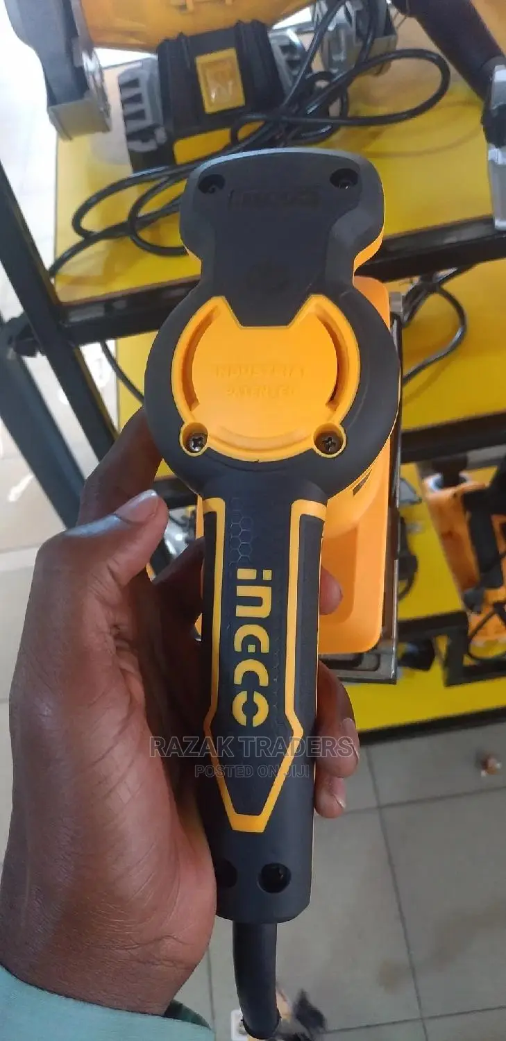Finishing Sander Ingco 320w