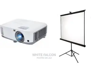 Projector and Projector Screen for Hire