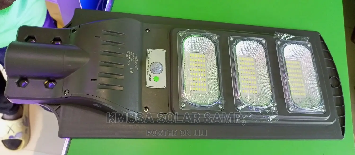 Vellmax Solar Street Light
