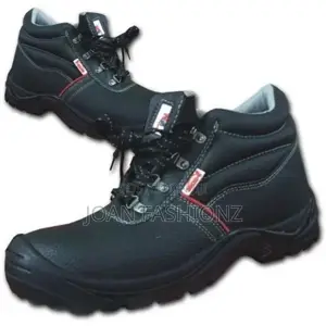Boot Steel Toe With a Strong Body-Black