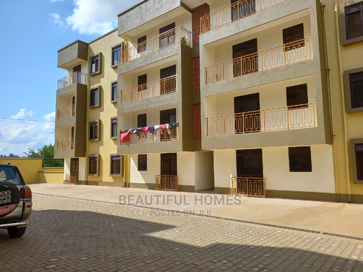 Furnished 3bdrm Condo in Kisaasi, Central Division for Sale