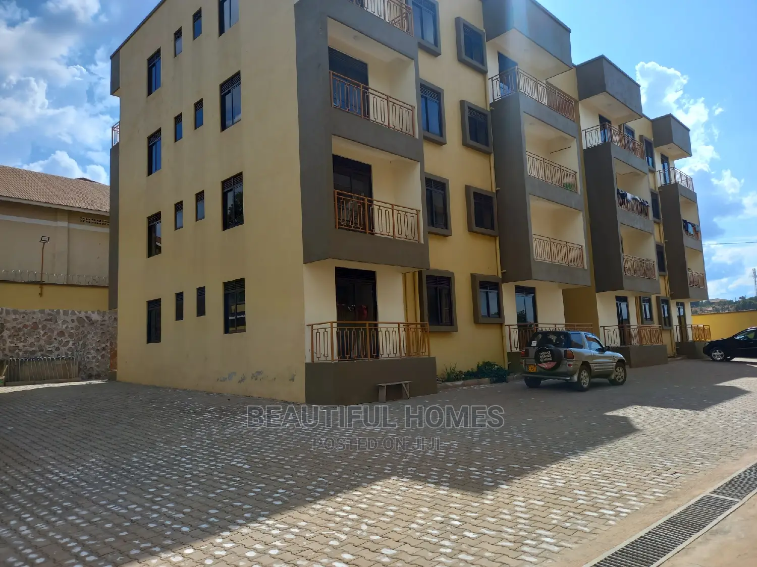 Furnished 2bdrm Apartment in Kisaasi Tarmack, Central Division