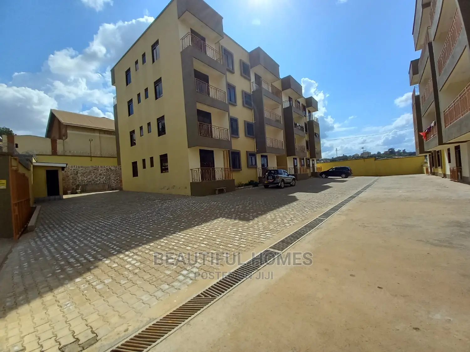 Furnished 2bdrm Apartment in Kisaasi Tarmack, Central Division