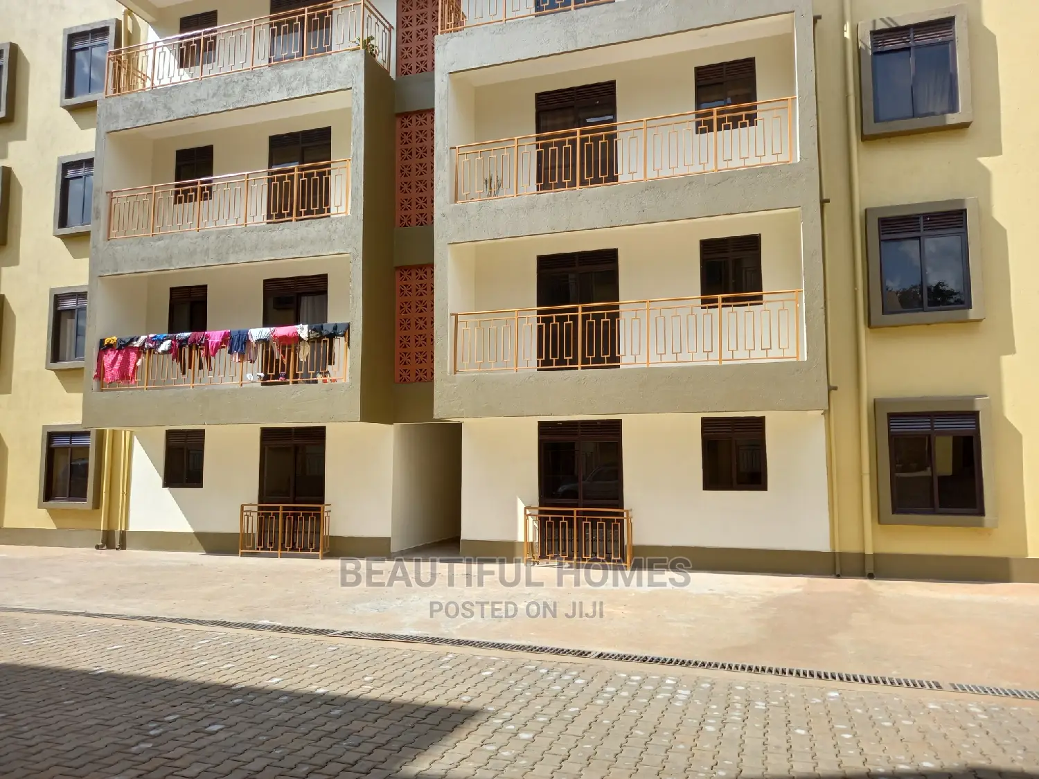 Furnished 3bdrm Condo in Kisaasi Corporate, Central Division for Sale