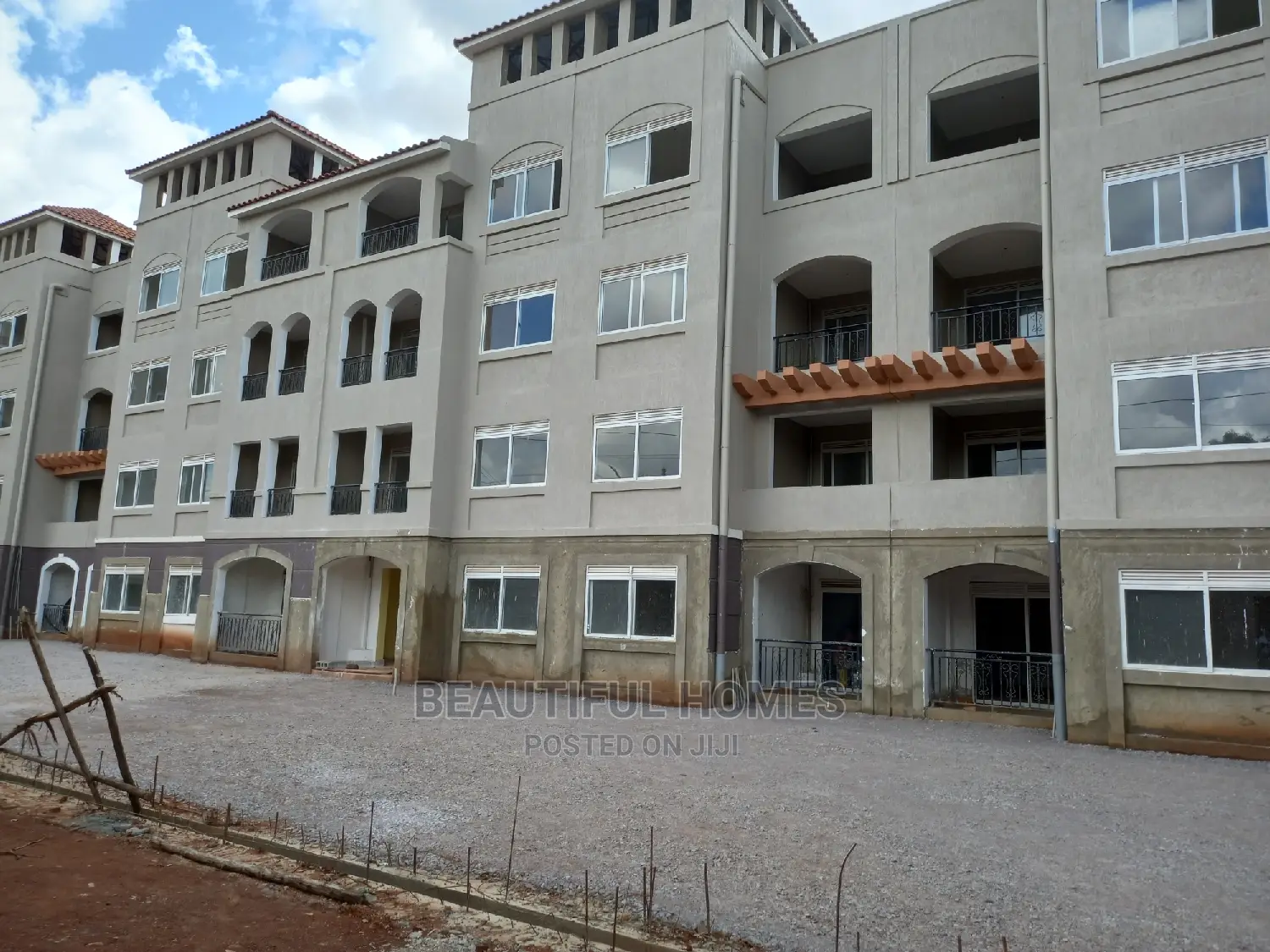 Furnished 2bdrm Condo in Naalya Corporate, Central Division for Sale