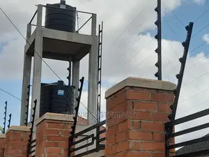 Electric Fence System With Free Stands