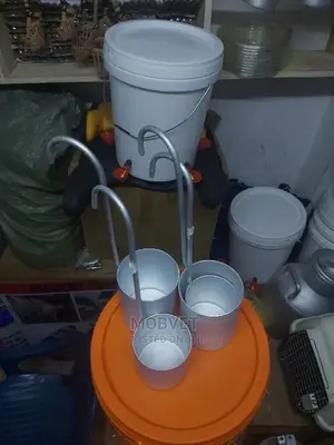 Milk Measuring Cups
