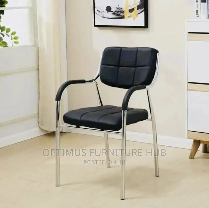 Executive Visitor Chair (Cushioned)