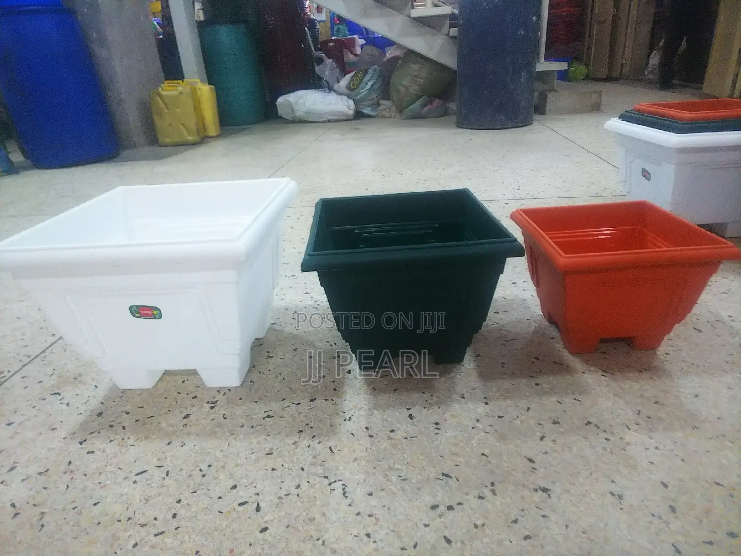 Plastic Squared Flower Pot