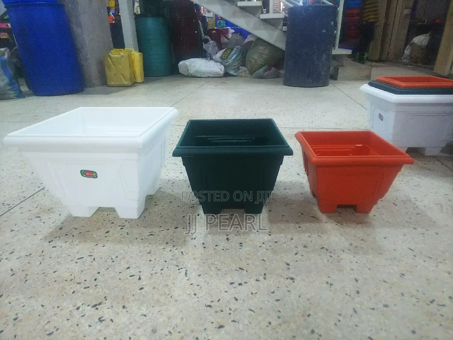 Plastic Squared Flower Pot