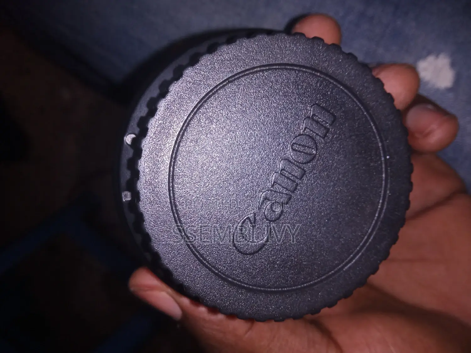 Canon:50mm Lens.