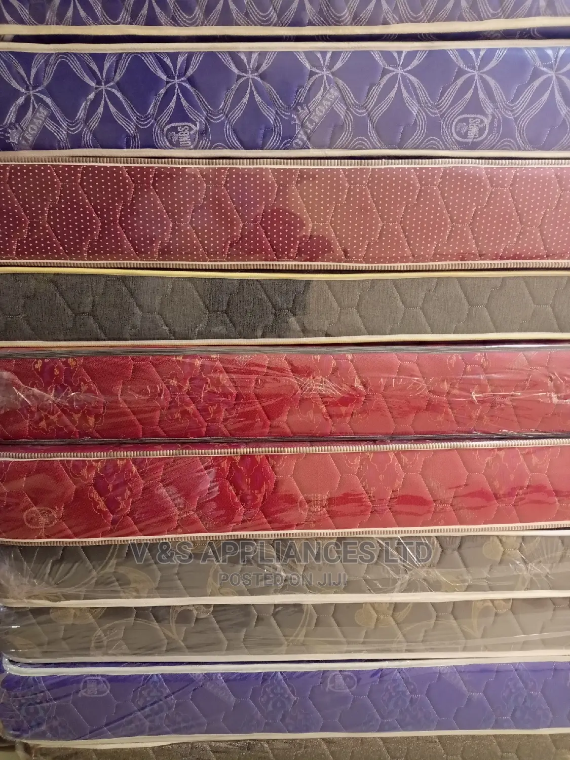 4 by 8 Royal Form Deluxe Mattress