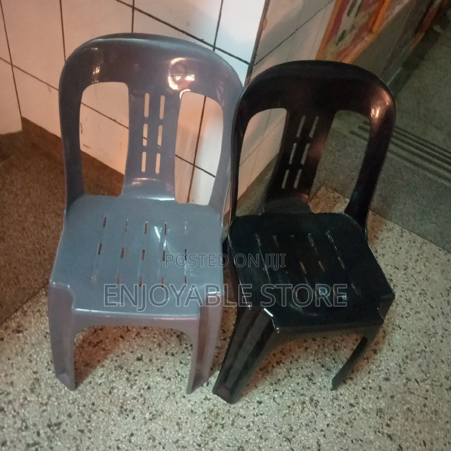 Plastic Nice Armless Chairs
