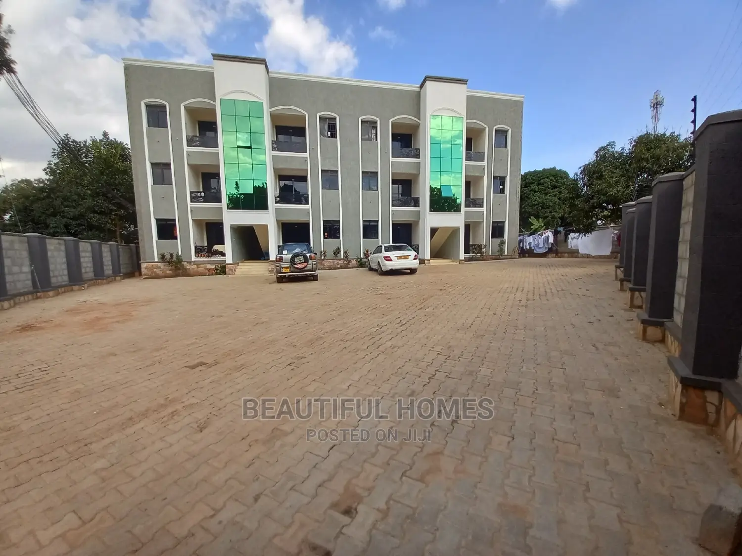 Furnished 2bdrm Apartment in Kira, Central Division for Sale