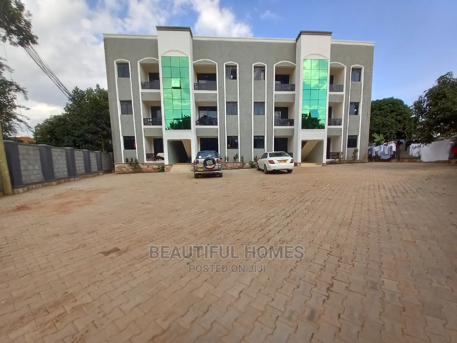 Furnished 2bdrm Block of Flats in Kira 1 for Sale