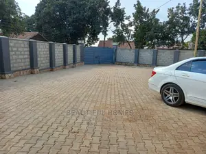Furnished 2bdrm Apartment in Kira for Sale