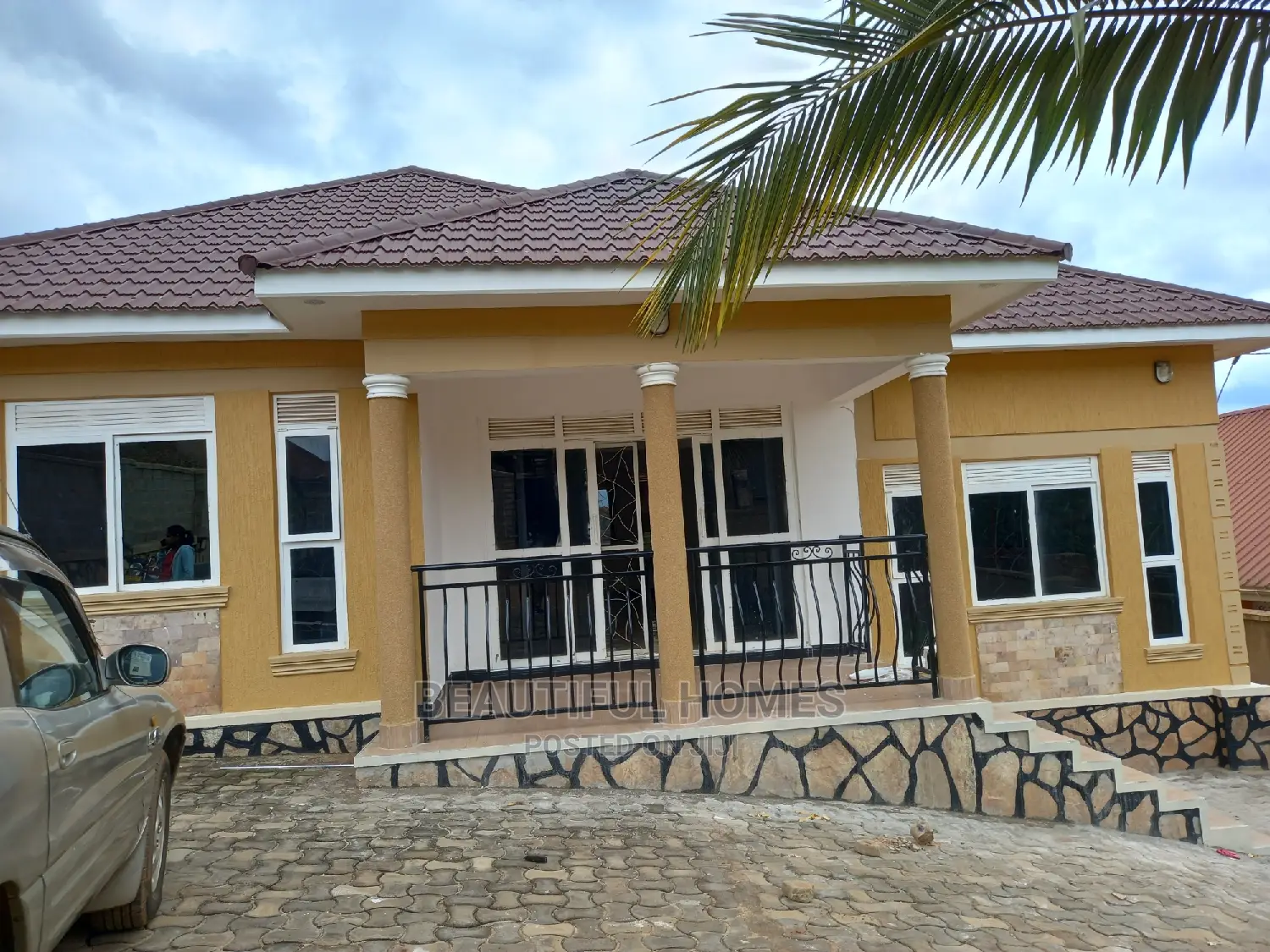 Furnished 3bdrm Bungalow in Kira for Sale