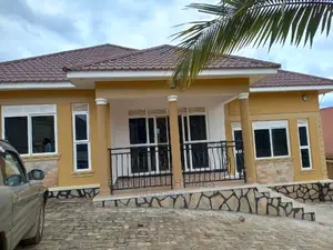 Furnished 3bdrm Bungalow in Kira for Sale