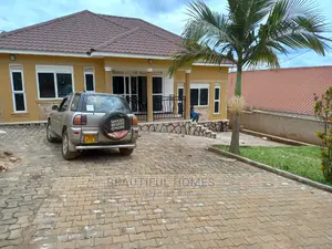 Furnished 3bdrm House in Kira Organised for Sale