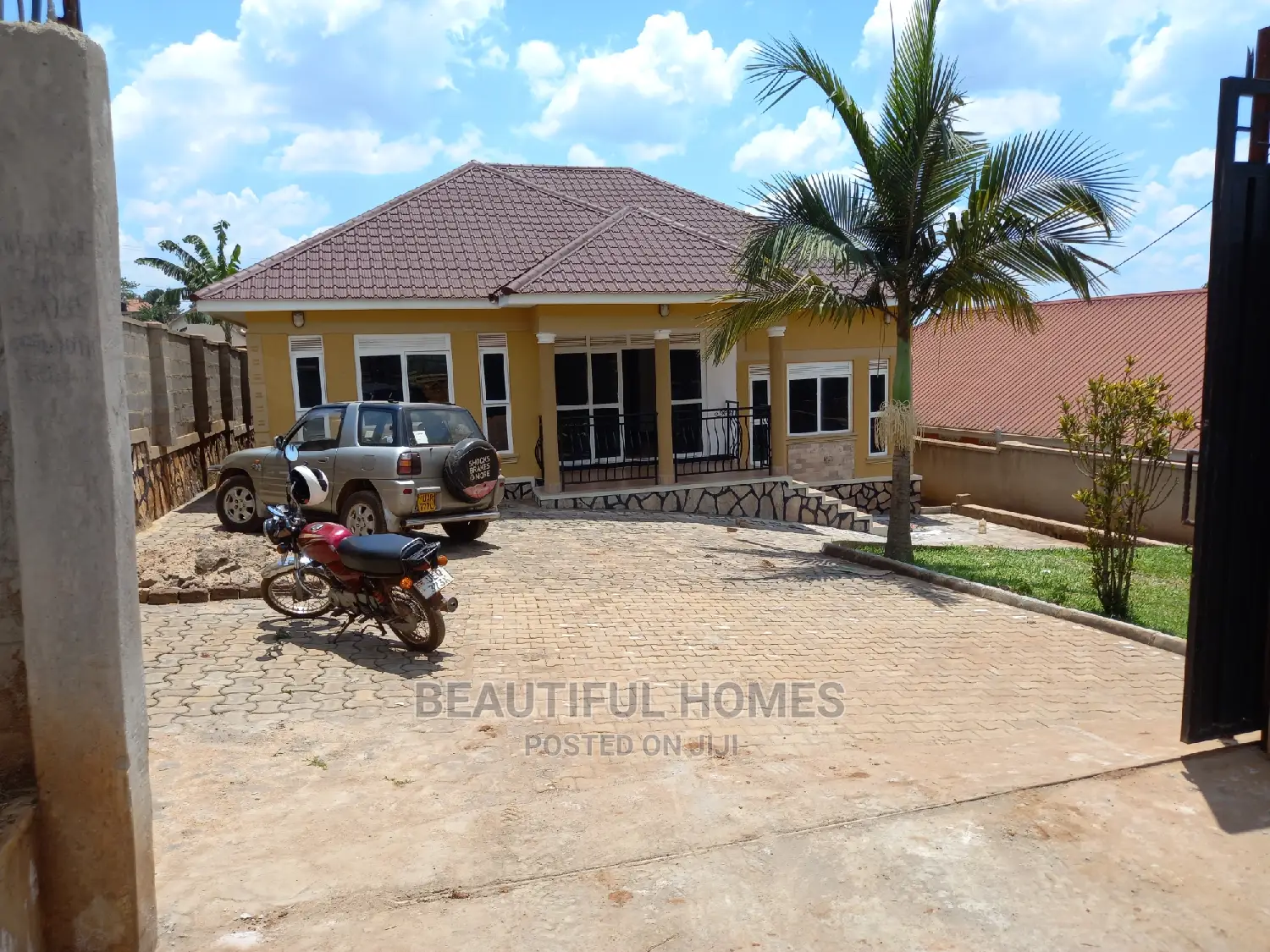 Furnished 3bdrm Bungalow in Kira First Class for Sale