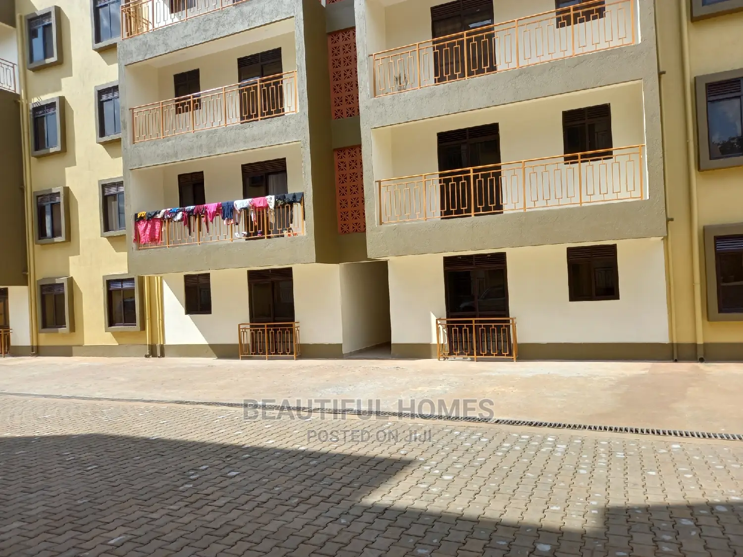 Furnished 2bdrm Condo in Kisaasi Tarmack, Central Division for Sale
