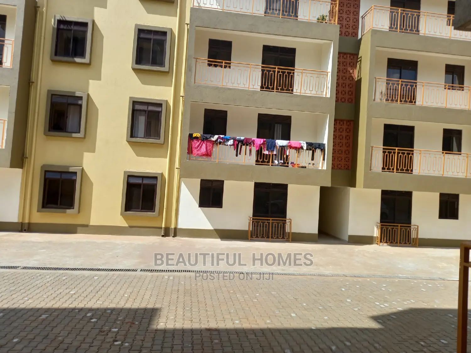 Furnished 2bdrm Condo in Kisaasi Tarmack, Central Division for Sale