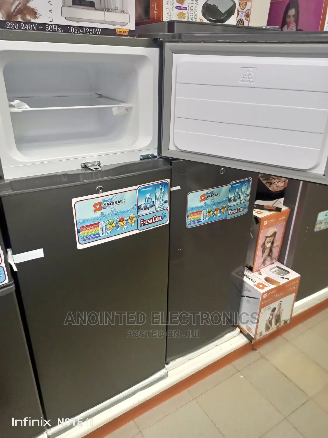 Sayona Refrigerator 235L