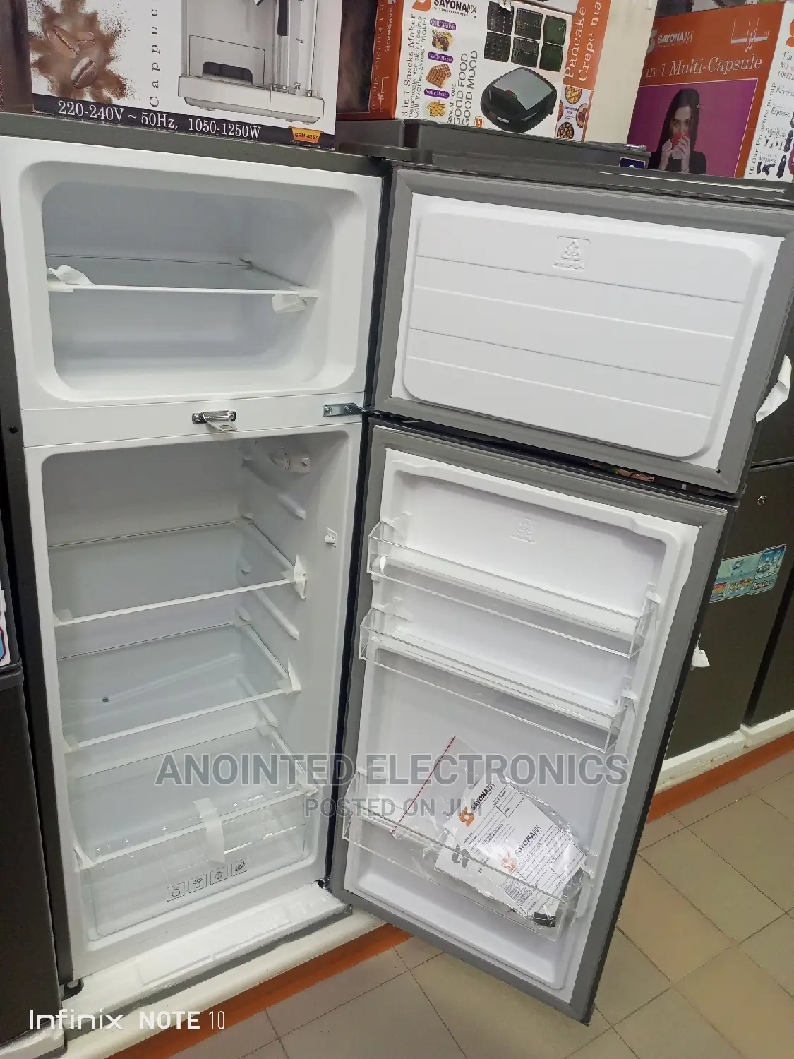 Sayona Fridge