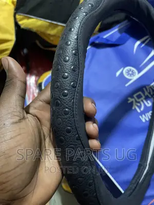 Dotted Leather Steering Cover