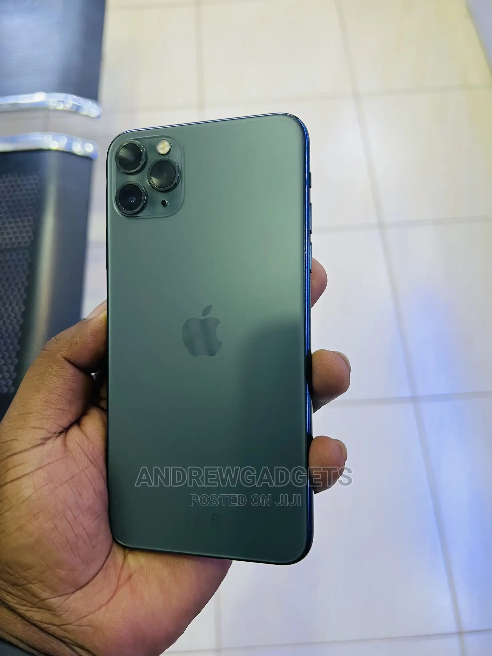 Apple iPhone 11 Pro Max 64 GB Green