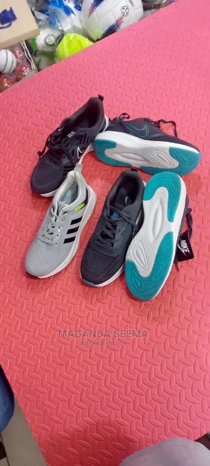 Joking Shose