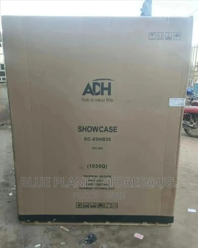 ADH 1035litres Triple Door Showcase Chillers/Display Fridges
