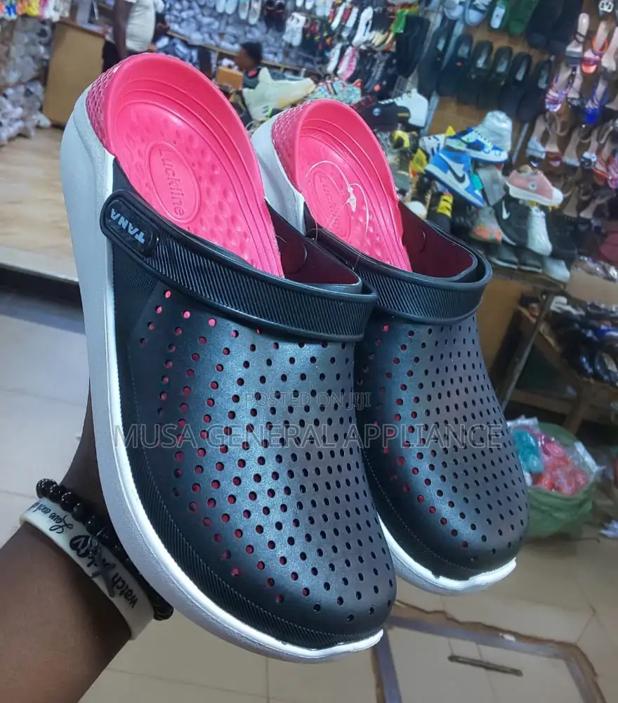 Tana Sandals 40-45